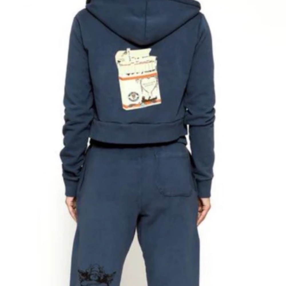 BOYS LIE “No Smoke Without Fire sweat suit”